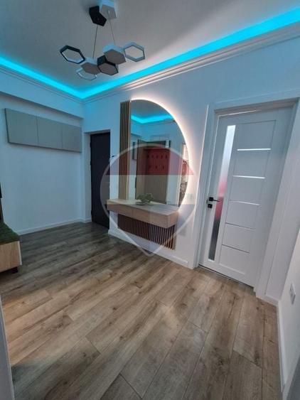 Apartament cu 2 camere semidecomandat, mobilat în Copou