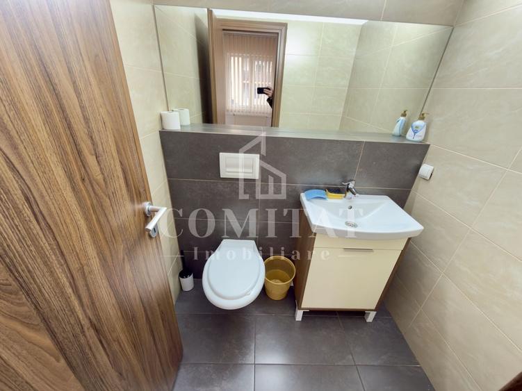 Birou, de 42.689998626709 mp, în Zorilor