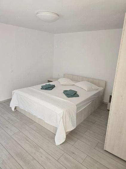 Casă cu 2 camere cu Teren 300 Mp în Central