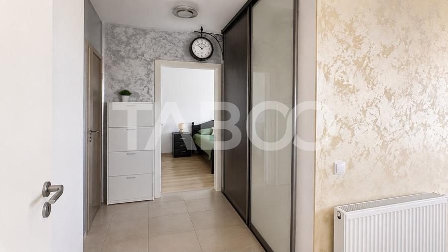 Apartament cu 3 camere decomandat, mobilat în Mihai Viteazul