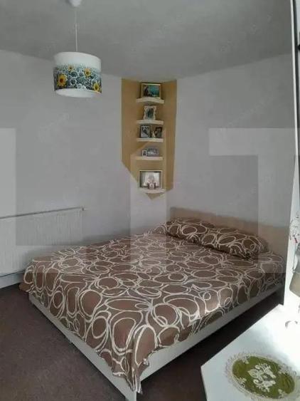Casă cu 3 camere cu Teren 363 Mp în Curtici