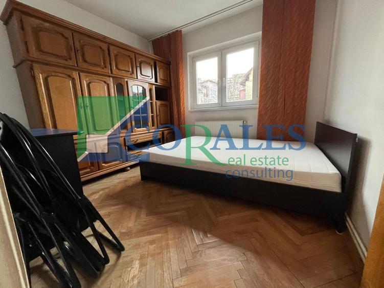 Apartament cu 3 camere decomandat în Simion Bărnuțiu