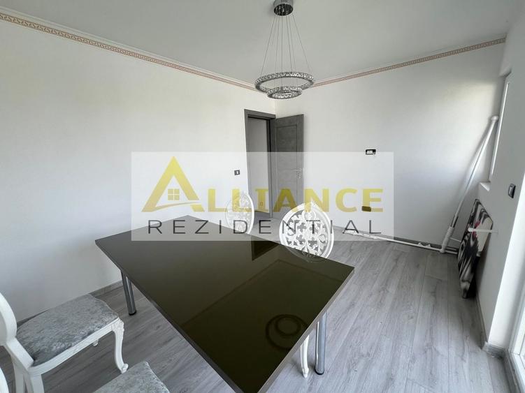 Casă individuală cu 4 camere cu Canalizare în Berceni