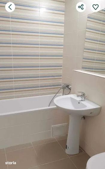 Apartament cu 4 camere semidecomandat în Ștefan cel Mare