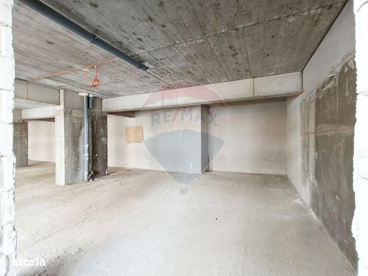 Inchiriere Spatiu Comercial Parter, Terasa 63mp | M. Berceni la 9 min. - 7