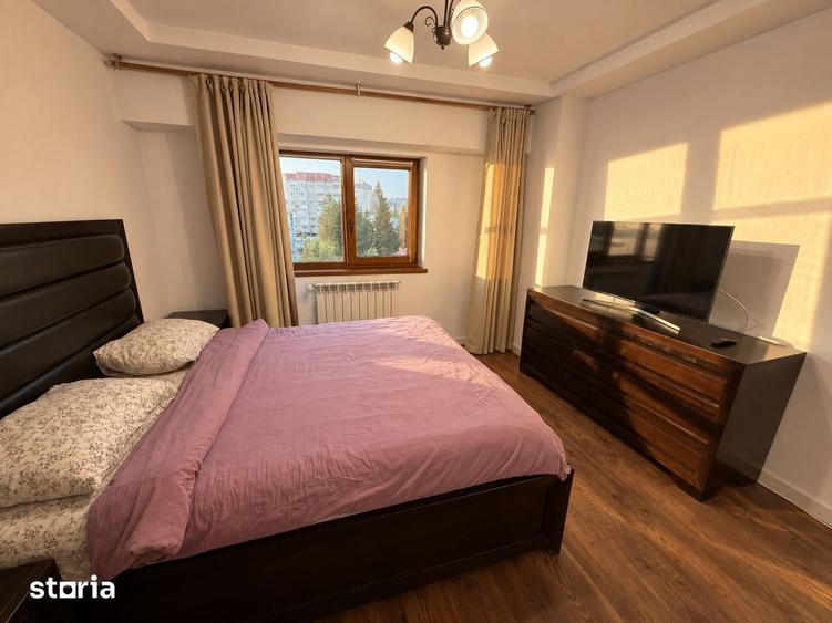 Apartament cu 4 camere în Păcurari