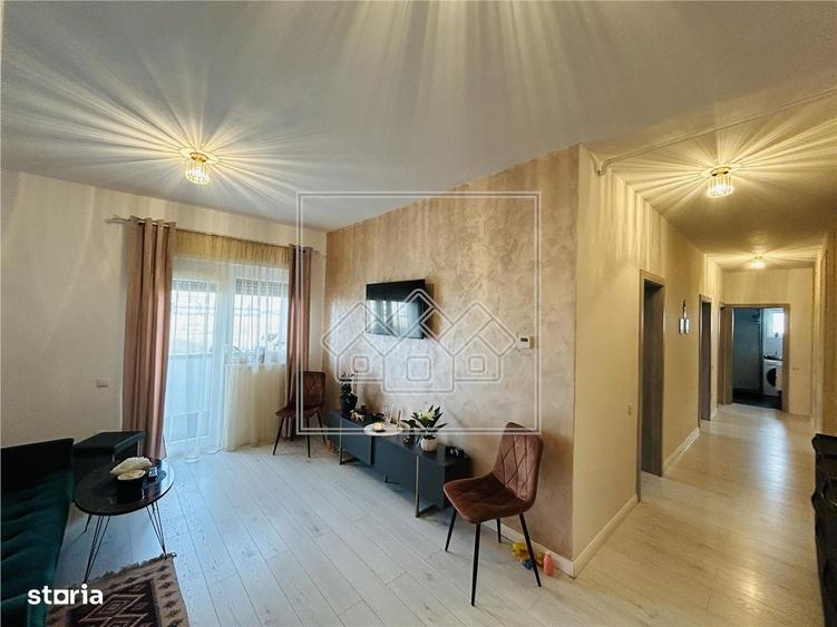 Apartament cu 3 camere în Central
