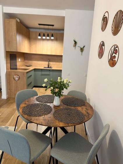 Apartament cu 2 camere semidecomandat în Cotroceni