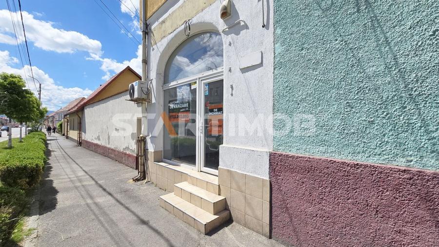 Spațiu comercial, de 24 mp, în Central