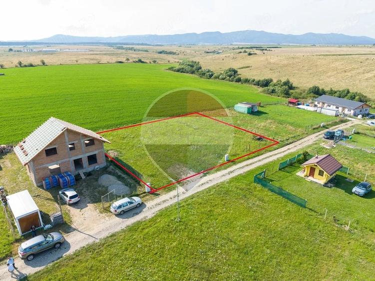 Teren de 1100 mp, în Satu Nou