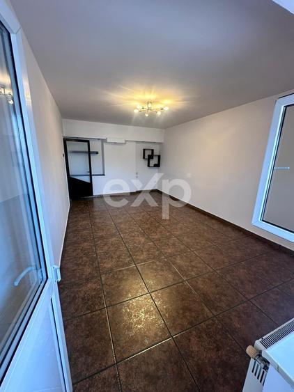 Apartament cu 3 camere decomandat, mobilat în Ultracentral