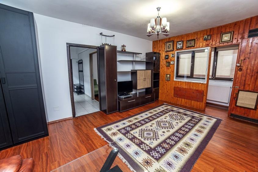 Apartament cu 3 camere semidecomandat, mobilat în Crângași