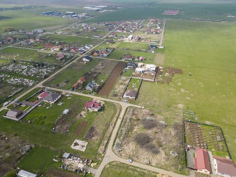 Teren de 1199 mp, în Frumușeni