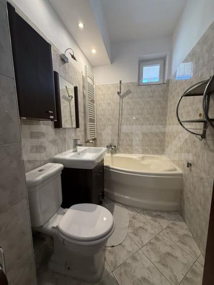 Apartament cu 3 camere de inchiriat, 56 mp ,Zona Semicentral - 8
