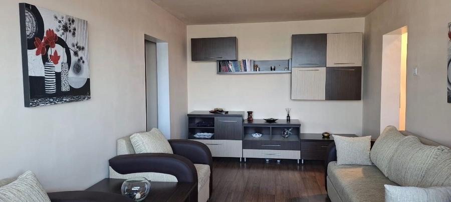 Apartament cu 2 camere semidecomandat în Valea Rosie