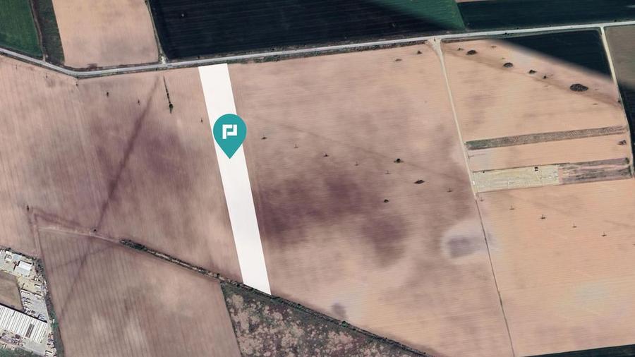 Teren intravilan agricol de vanzare pe A1 la km 23 - 4