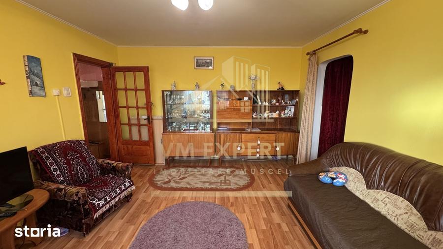Apartament cu 2 camere semidecomandat în Central