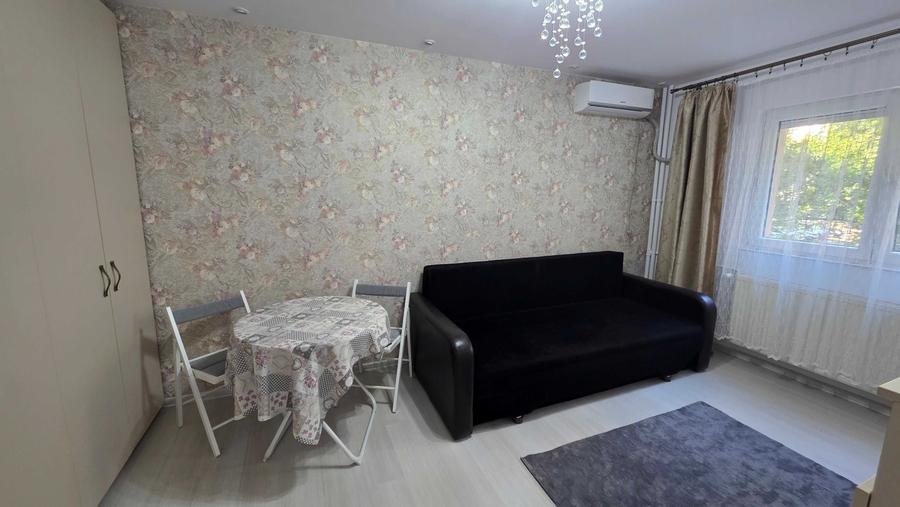 Apartament cu 2 camere decomandat în Sălăjan