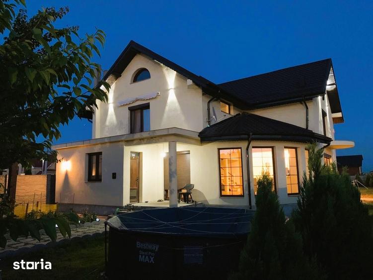 Casă cu 4 camere cu Teren 915 Mp în Găneasa
