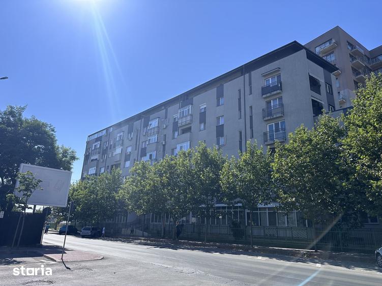 Apartament cu 2 camere decomandat în Titan