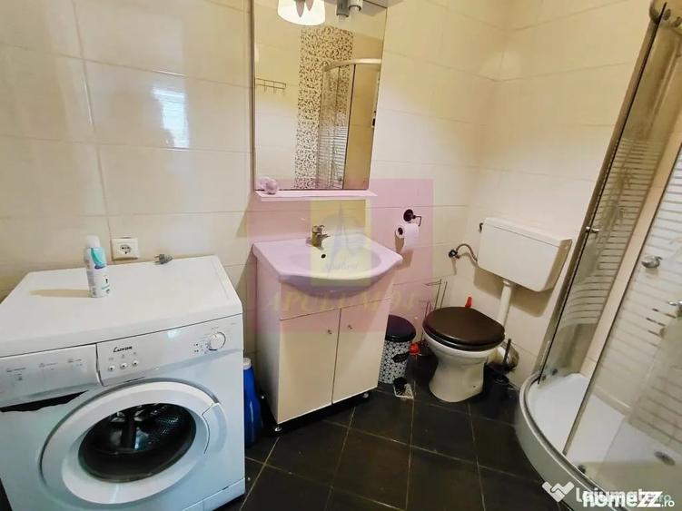 Apartament cu 2 camere nedecomandat în Vitan