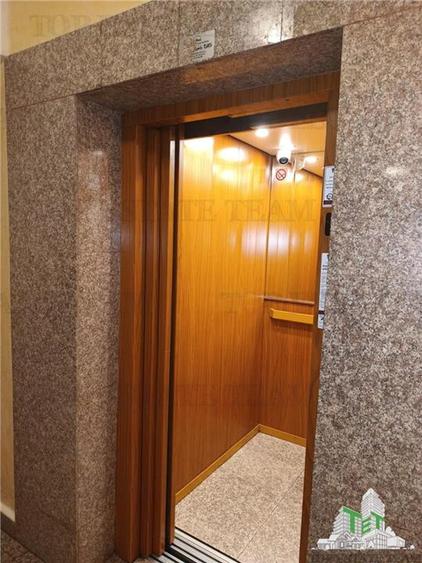 Apartament cu 3 camere semidecomandat, mobilat în Prelungirea Ghencea