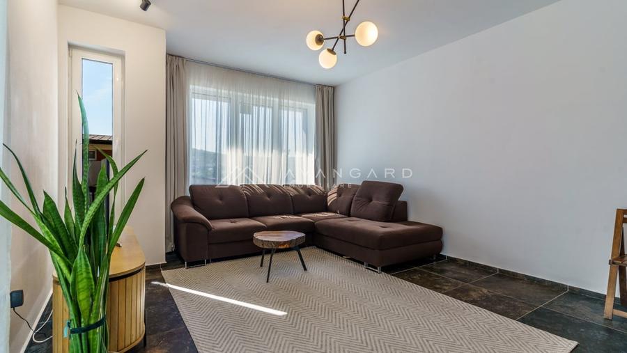 Duplex cu 4 camere cu Canalizare în Borhanci