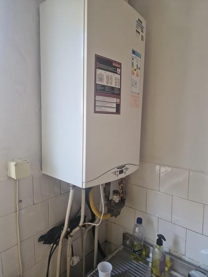 Apartament cu 2 camere decomandat în Mărăței