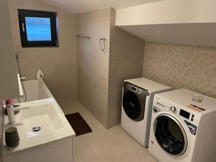 Apartament cu 3 camere decomandat în Parcul Circului
