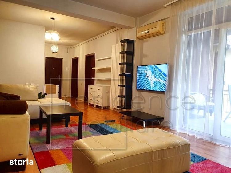 Apartament cu 2 camere semidecomandat, mobilat în Central