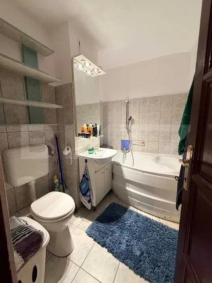 Apartament cu 4 camere decomandat, mobilat în Soarelui