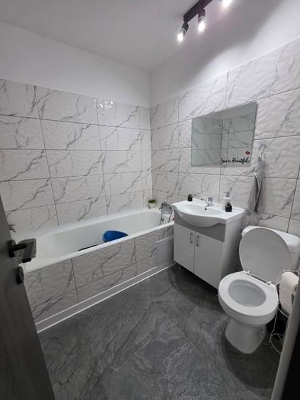 Apartament cu 2 camere decomandat în 1 Decembrie 1918