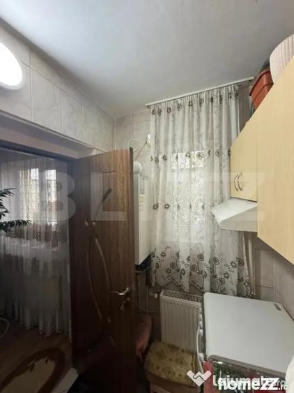 Apartament cu 3 camere nedecomandat, mobilat în Central