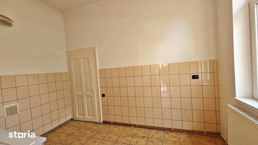 Casă cu 4 camere cu Teren 30 Mp în Gheorgheni