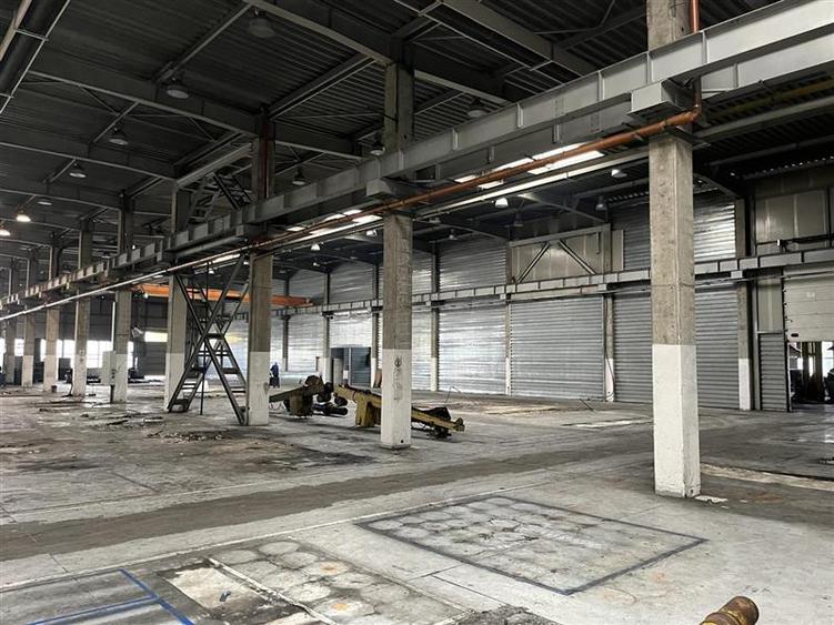 Spațiu industrial, de 21,400 mp, în Militari