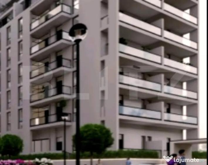 Apartament cu 3 camere semidecomandat în Aradului
