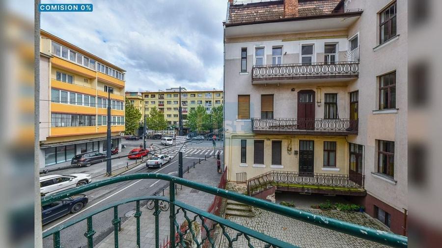 Apartament cu 3 camere semidecomandat în Semicentral