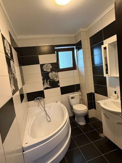 Apartament cu 3 camere decomandat în Șelimbăr