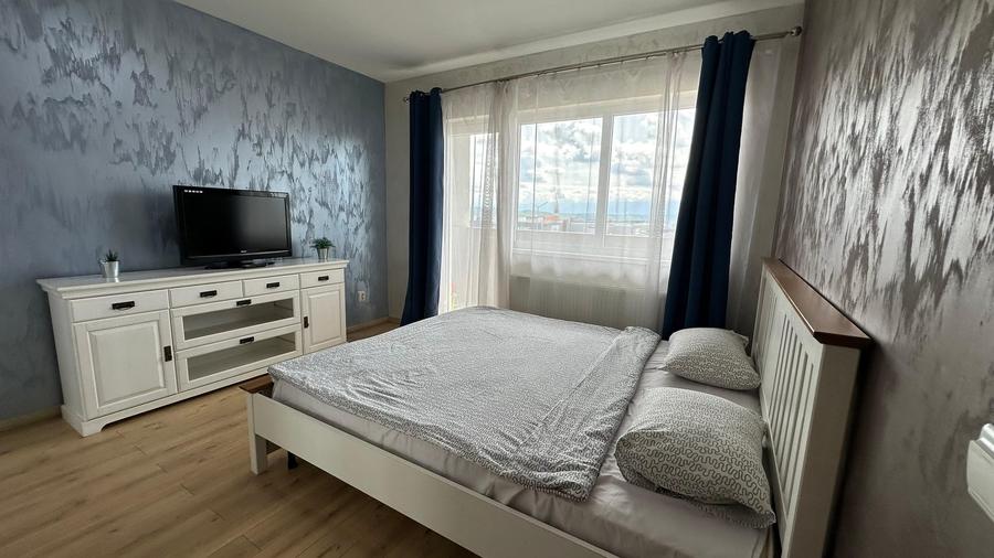 Apartament cu 2 camere decomandat, mobilat în Mihai Viteazul