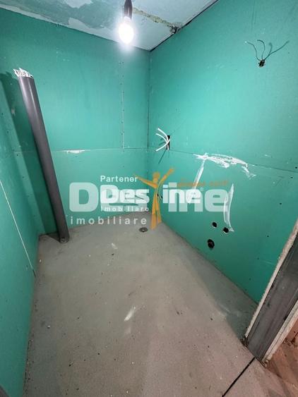 Duplex cu 3 camere cu Canalizare în Central