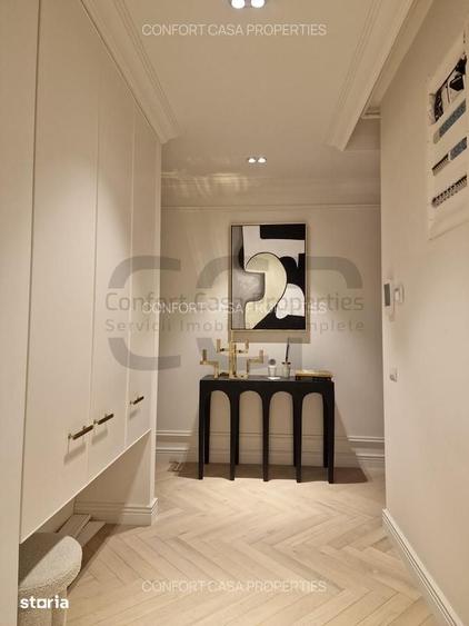 Apartament cu 4 camere în City Park Mall