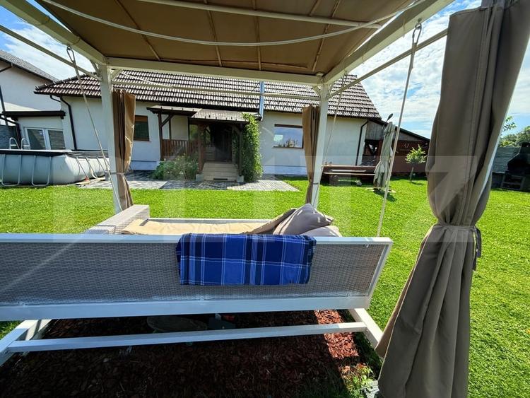 Casă individuală cu 4 camere cu Canalizare în Lunca Calnicului
