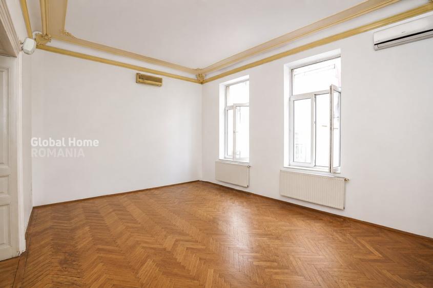 Casă individuală cu 11 camere cu Canalizare în Ultracentral