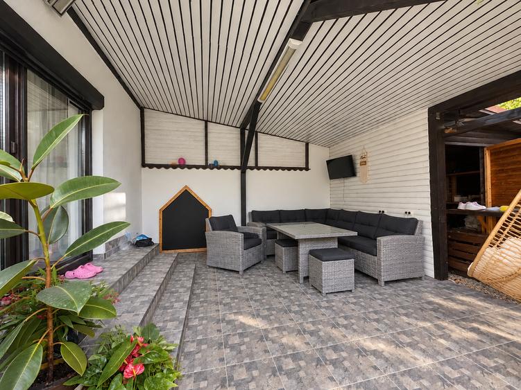 Duplex cu 3 camere cu Canalizare în Domnești