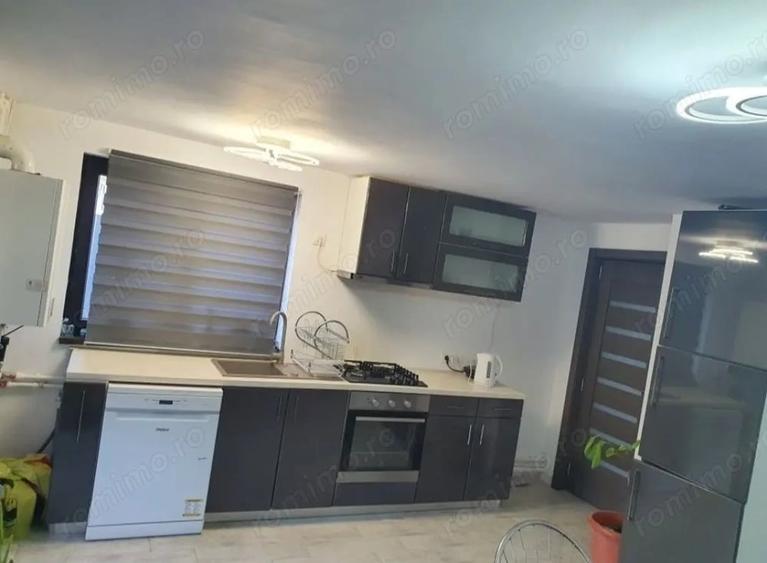 Casă cu 5 camere cu Teren 821 Mp în Cornetu