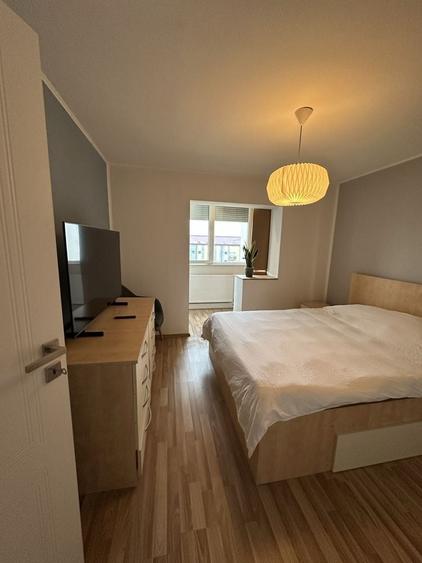 Apartament cu 2 camere decomandat în Lipovei