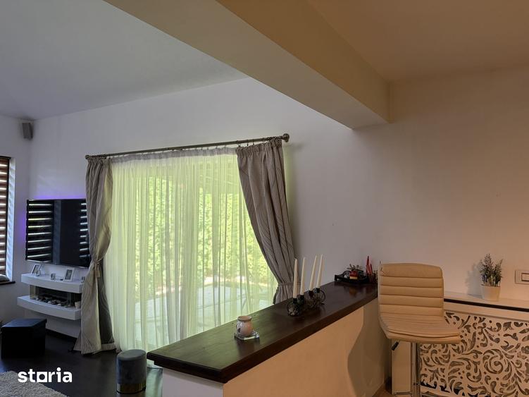 Casă cu 5 camere cu Teren 503 Mp în Șerbănești