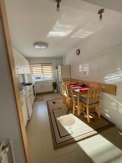 Apartament cu 2 camere decomandat în Răcădău