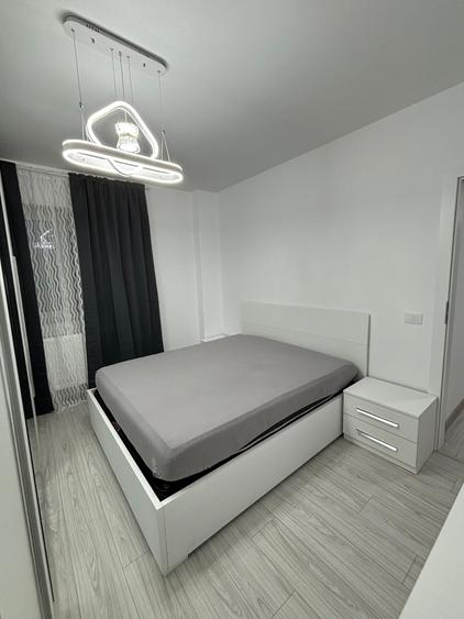 Apartament cu 2 camere semidecomandat în Cug