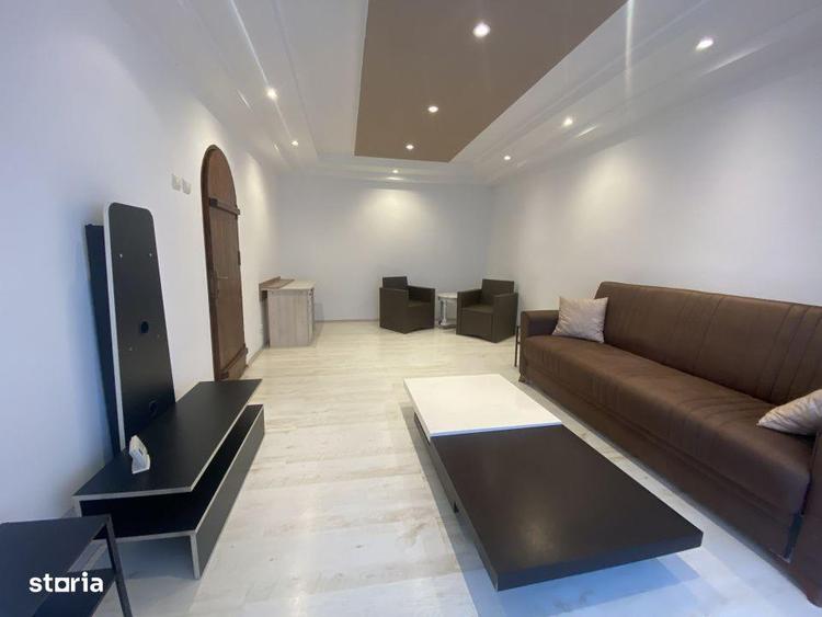 Apartament cu 2 camere decomandat, mobilat în Est